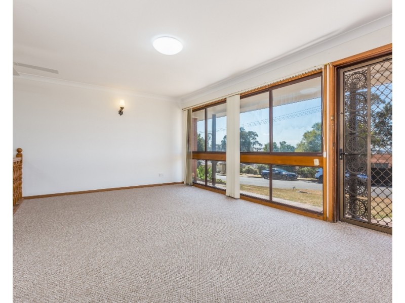 2a Hawkins Street, Rutherford NSW 2320