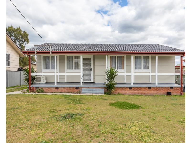 32 Duckenfield Avenue, Woodberry NSW 2322