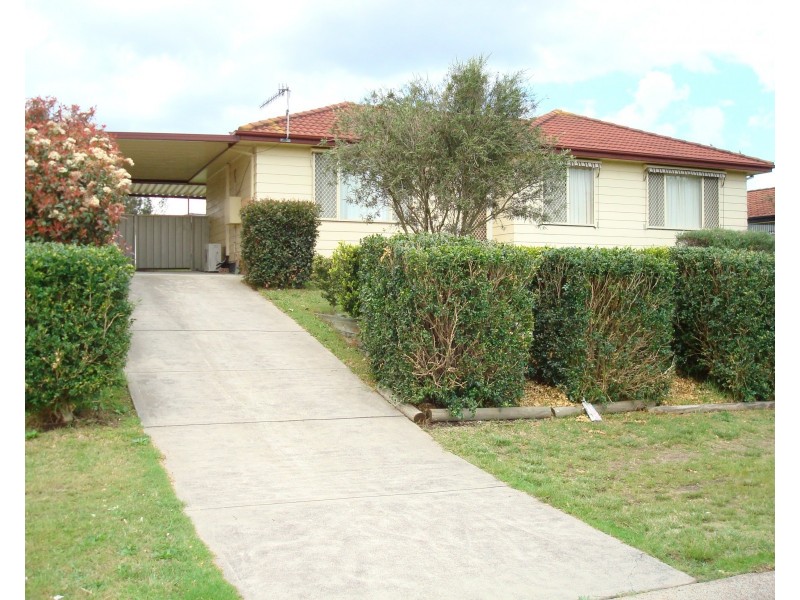 3 Waterbush Crescent, Woodberry NSW 2322