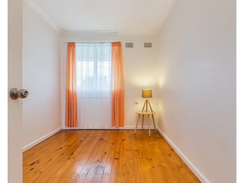 32 Duckenfield Avenue, Woodberry NSW 2322