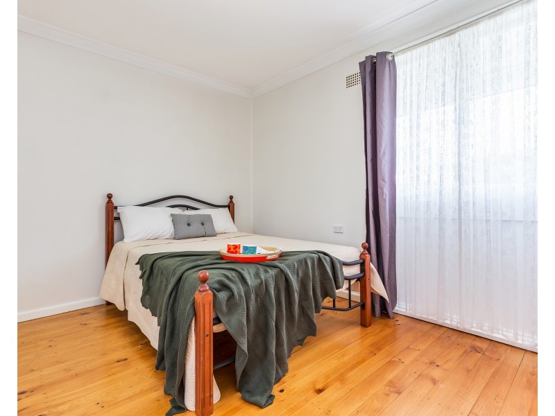 32 Duckenfield Avenue, Woodberry NSW 2322