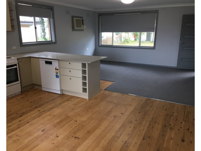 15 Greenway Avenue, Woodberry NSW 2322