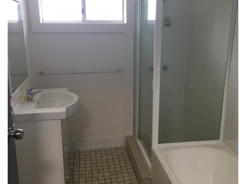 15 Greenway Avenue, Woodberry NSW 2322