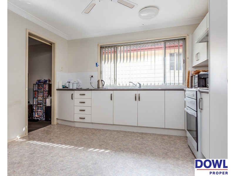 9 Sapphire Drive, Tarro NSW 2322