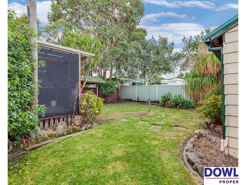 9 Sapphire Drive, Tarro NSW 2322