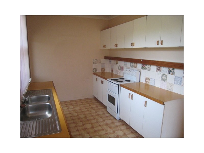 11 Janet Street, Jesmond NSW 2299