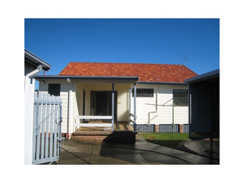5 Ellesmere Road, Wallsend NSW 2287