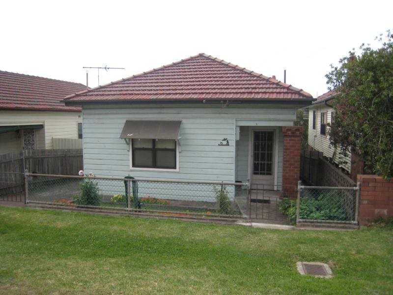 1/15 Regent Street, Mayfield NSW 2304