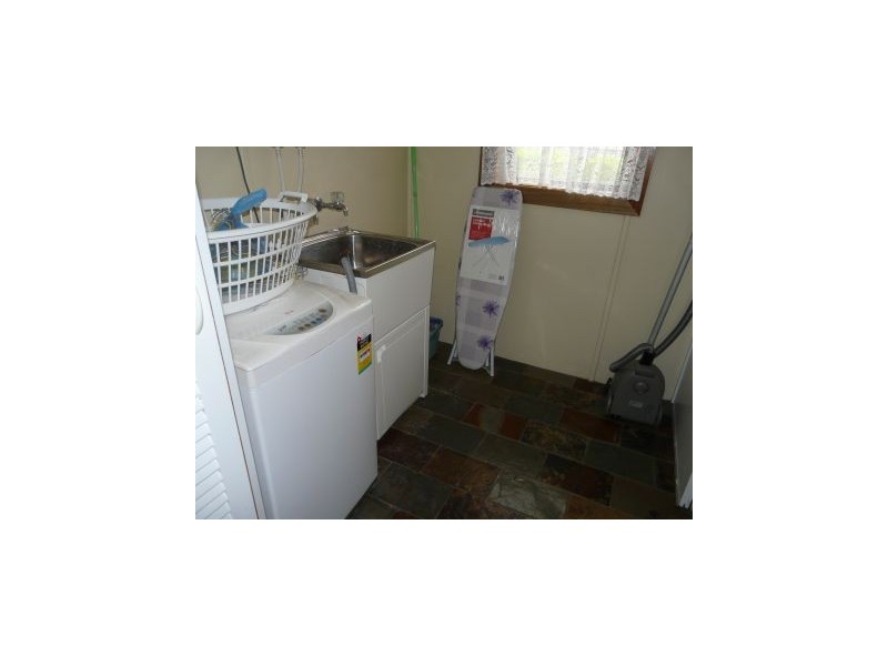 70 Conmurra Circuit, Shortland NSW 2307