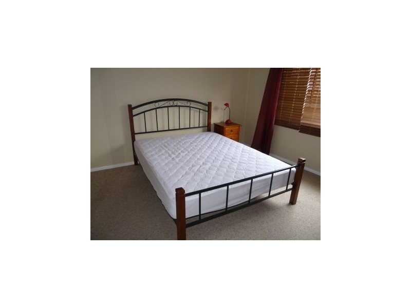 70 Conmurra Circuit, Shortland NSW 2307