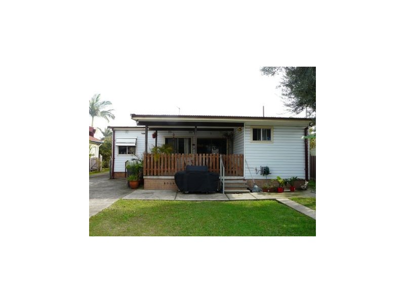 14 Sparke Street, Georgetown NSW 2298