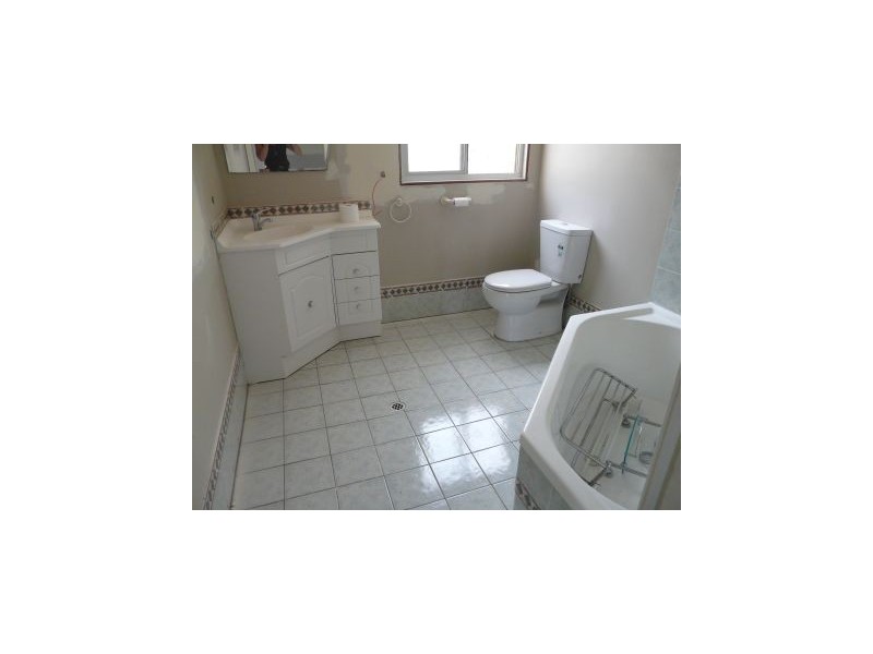 13 Hugo Close, Jesmond NSW 2299