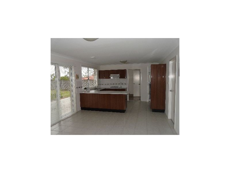 6 Bellbird Street, Fletcher NSW 2287