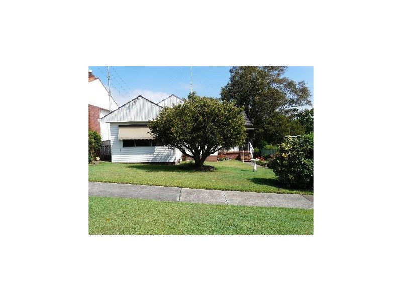 7 Lester Parade, North Lambton NSW 2299