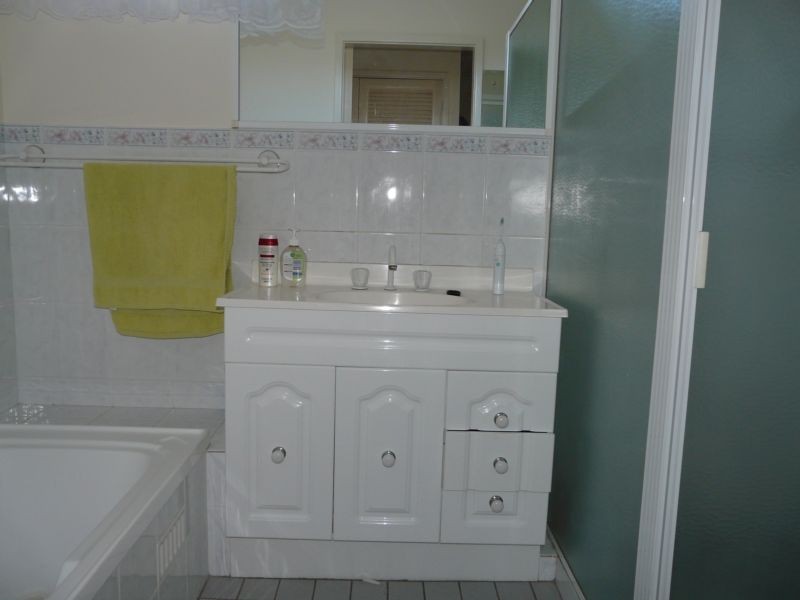 27 Acacia Avenue, Waratah NSW 2298