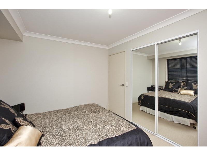 14 Redmond Circuit, Cameron Park NSW 2285