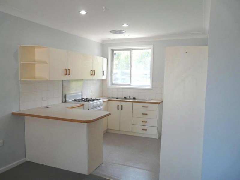 4/4 Harvard Close, Jesmond NSW 2299