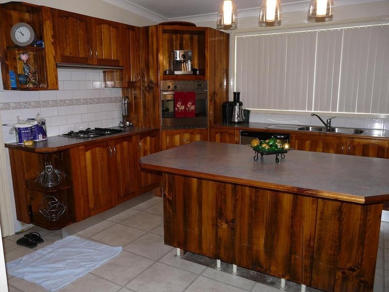 3 Karloo Street, Shortland NSW 2307