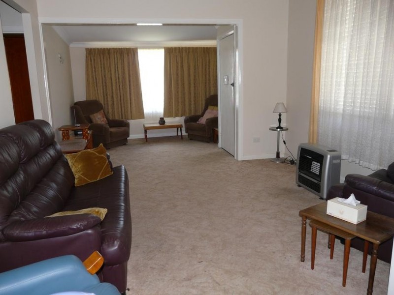 9 Young Road, New Lambton NSW 2305