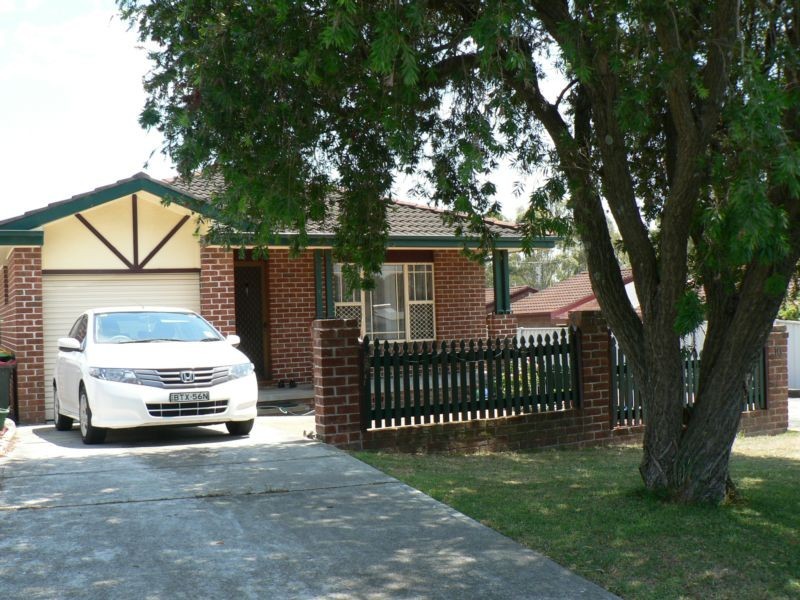 1/10 Mort Street, Shortland NSW 2307