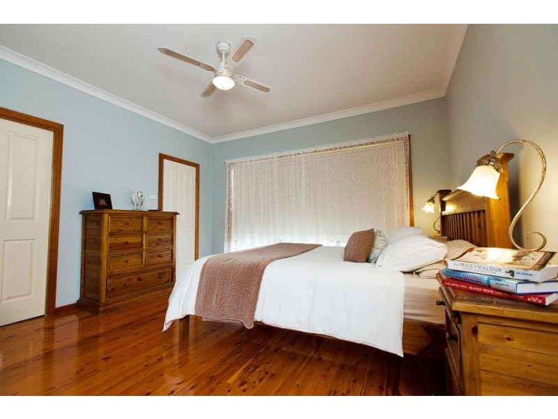 24 Lester Parade, North Lambton NSW 2299