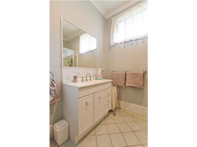 24 Lester Parade, North Lambton NSW 2299