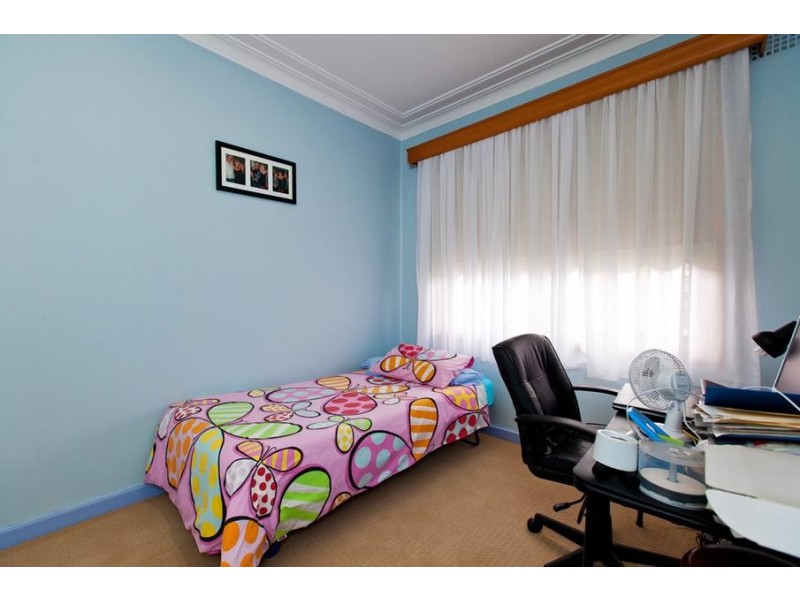 24 Lester Parade, North Lambton NSW 2299