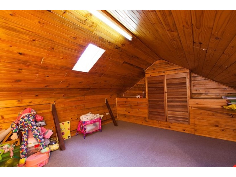 24 Lester Parade, North Lambton NSW 2299