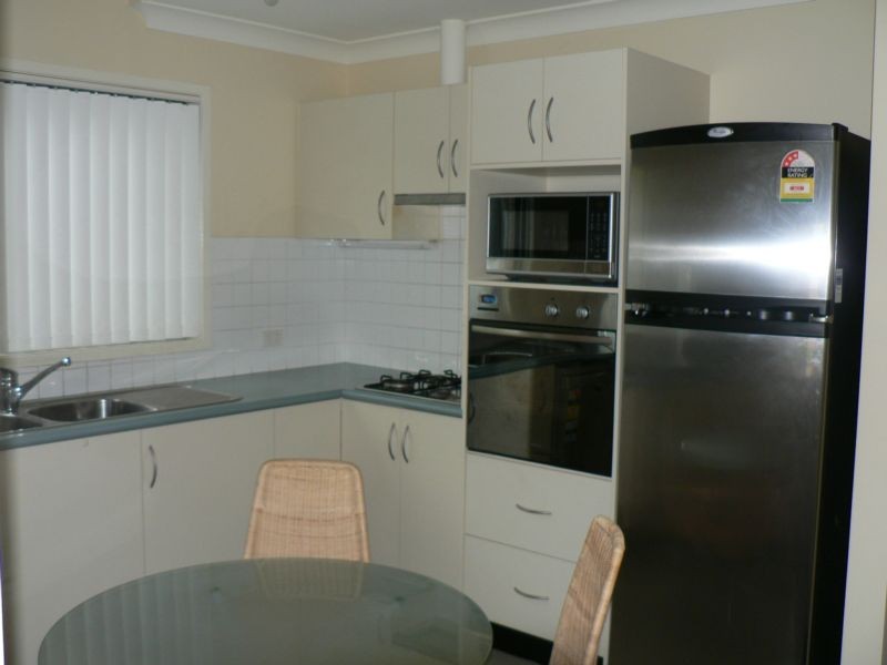 3/6 Harvard Close, Jesmond NSW 2299