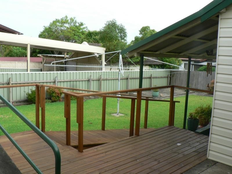 8 Catherine Street, Waratah West NSW 2298