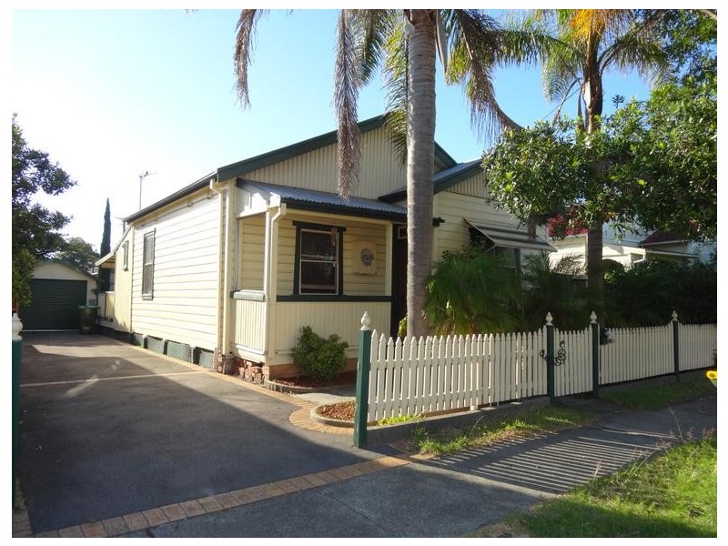 48 Nelson Street, Mayfield NSW 2304