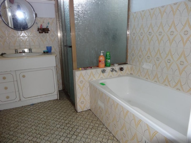 5 Ellesmere Road, Wallsend NSW 2287