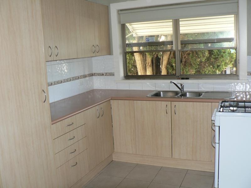 42 Vera Street, Waratah West NSW 2298