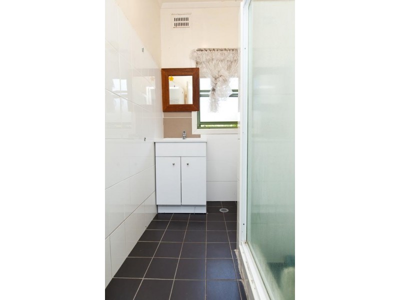 8 Rae Street, Birmingham Gardens NSW 2287