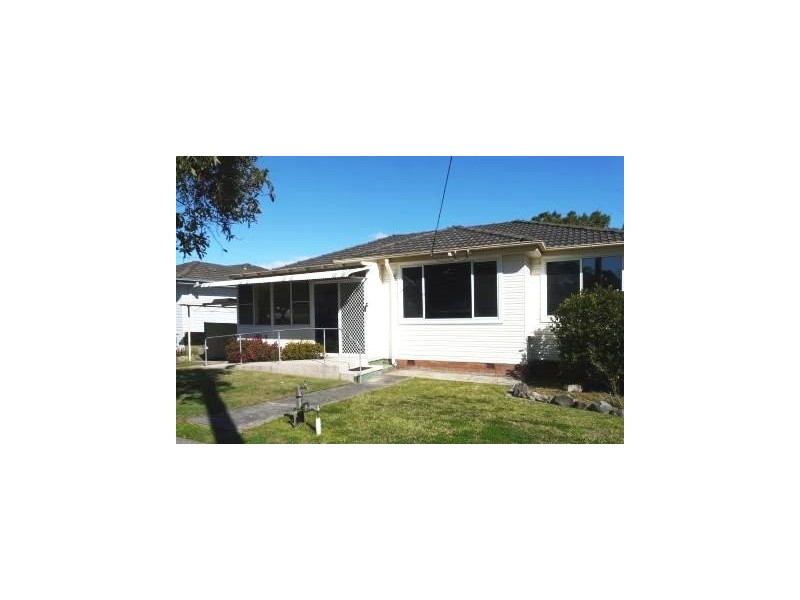 26 Conmurra Circuit, Shortland NSW 2307