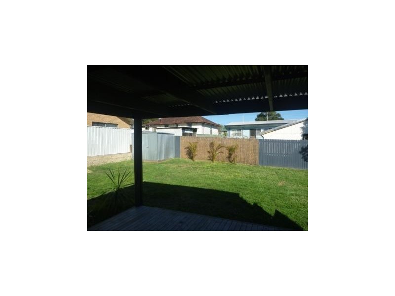 13 Libya Street, Shortland NSW 2307