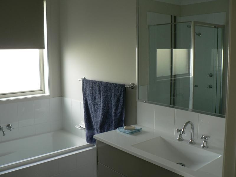 1 McBlane Street, Weston NSW 2326