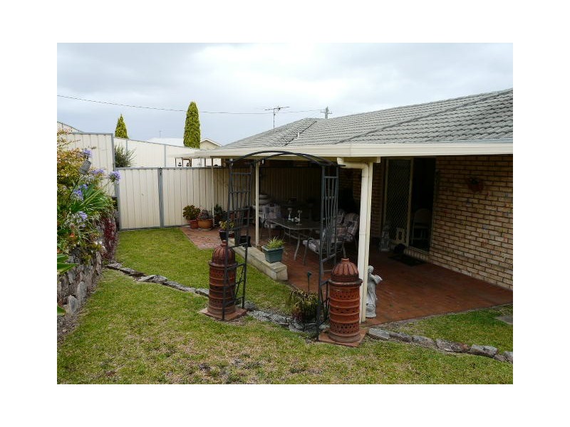 64A Tennent Road, Mount Hutton NSW 2290