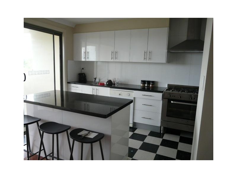 8 Rae Street, Birmingham Gardens NSW 2287