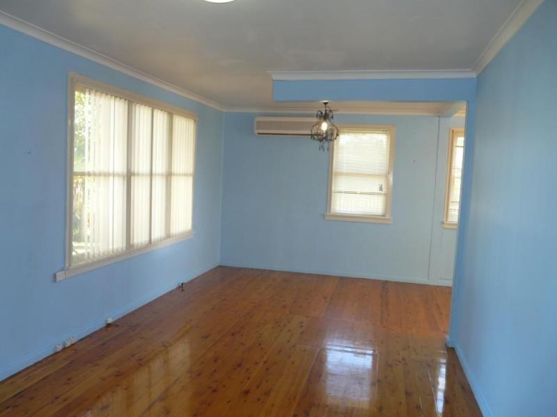 19 Swan Street, Windale NSW 2306