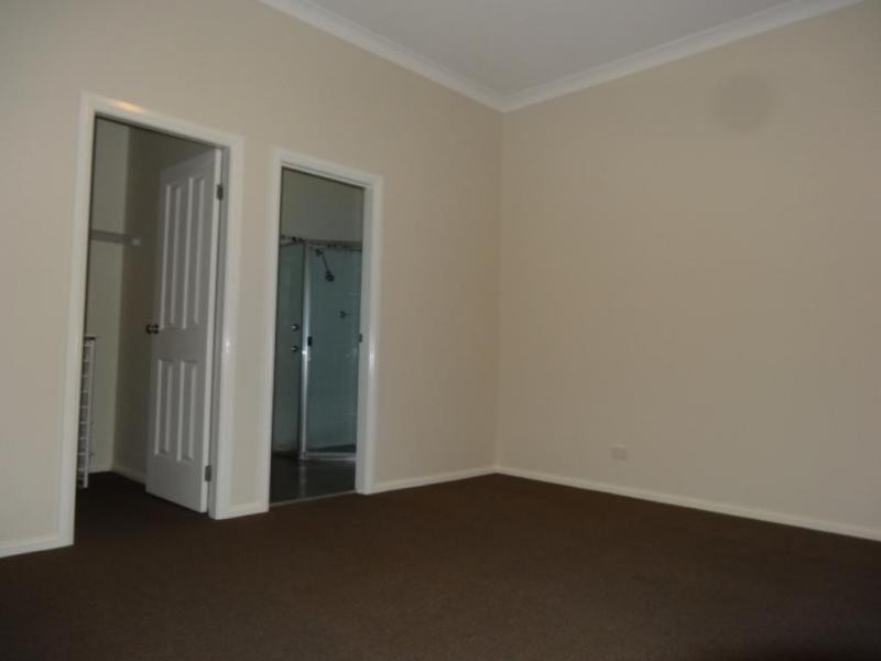 5 Robert Street, Jesmond NSW 2299