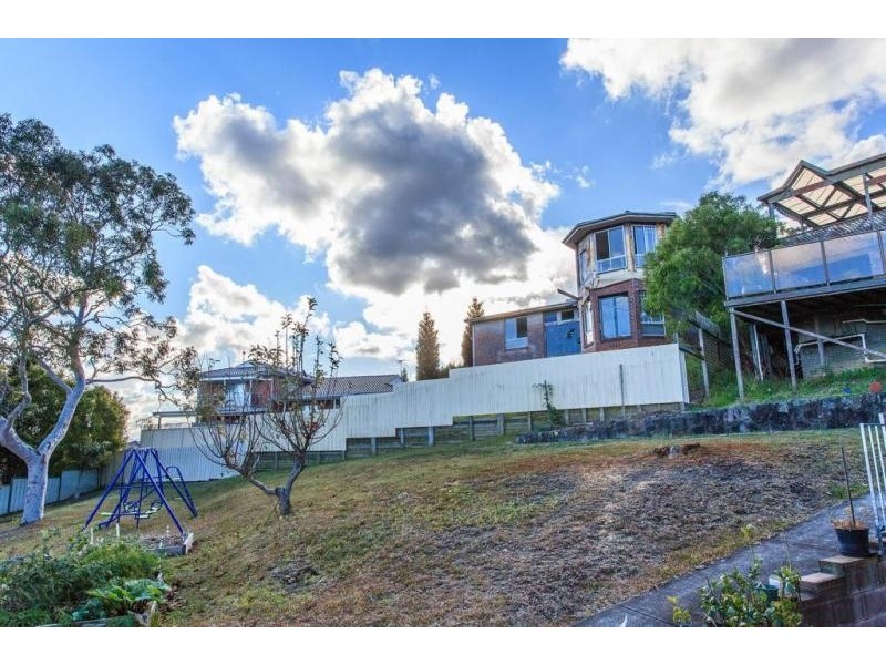 122 Dangerfield Drive, Elermore Vale NSW 2287