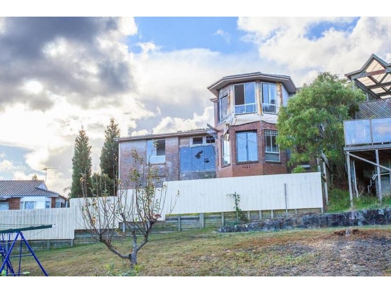 122 Dangerfield Drive, Elermore Vale NSW 2287