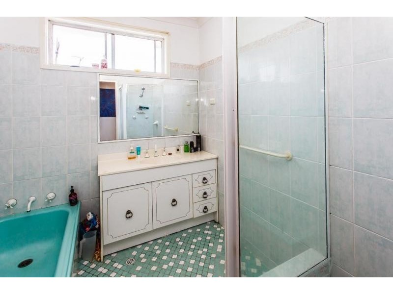 11 Clarence Street, Glendale NSW 2285