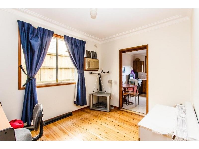 11 Clarence Street, Glendale NSW 2285