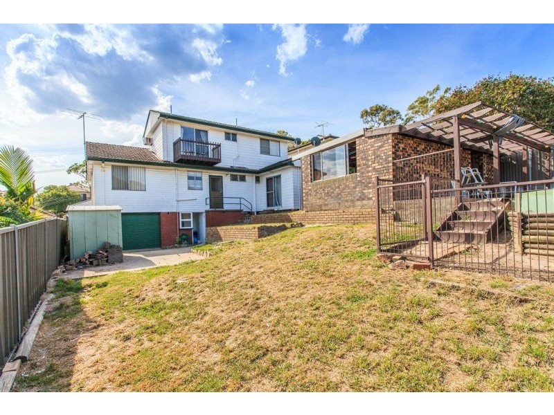 11 Clarence Street, Glendale NSW 2285