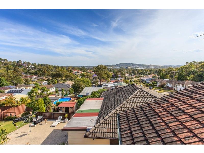 11 Clarence Street, Glendale NSW 2285