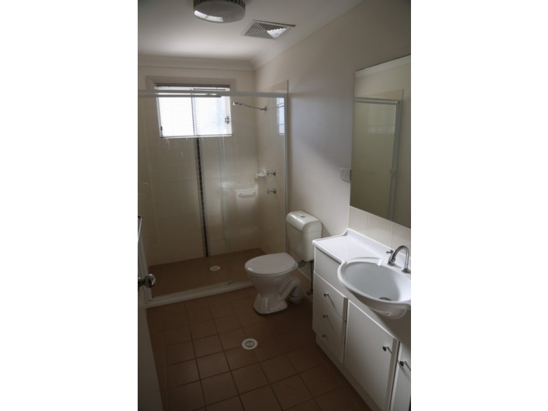 42 Angus Avenue, Waratah West NSW 2298