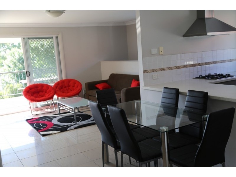 42 Angus Avenue, Waratah West NSW 2298