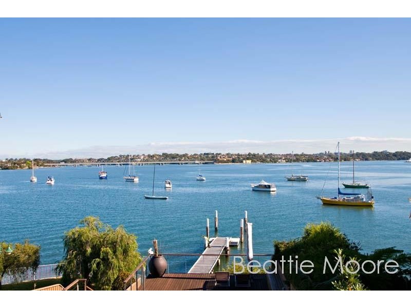 19 Holt Road, Taren Point NSW 2229